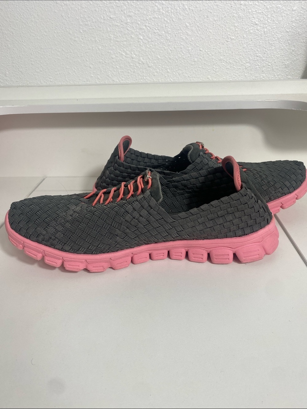Zee Alexis Gray Woven Slip-On Sneakers with Pink Accents Size 10 - Picture 16 of 16